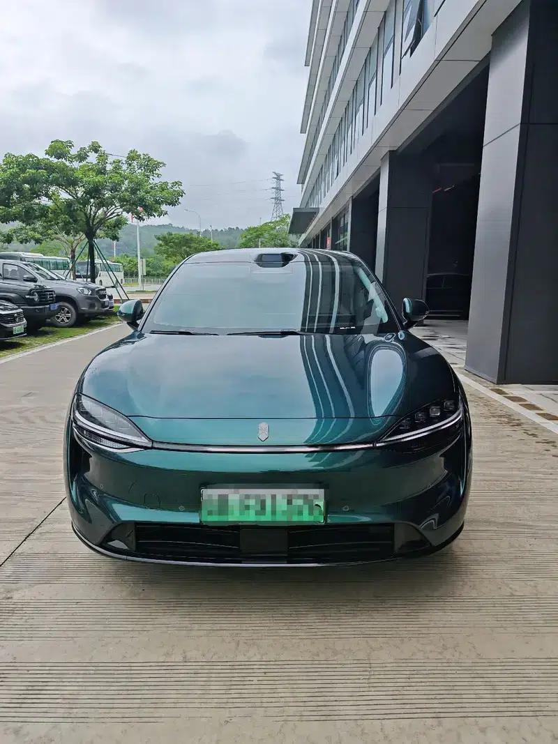Zhijie R7 2026 Model with Extended Range Max+ (192-line LiDAR) — миниатюра 2
