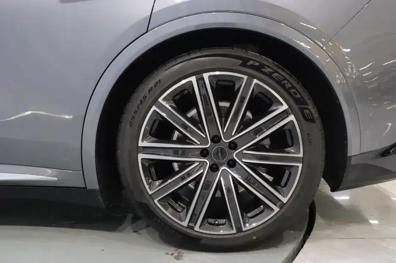 Zhijie R7 2024 Pure Electric 100kWh Max Rear-Wheel Drive Version — миниатюра 9