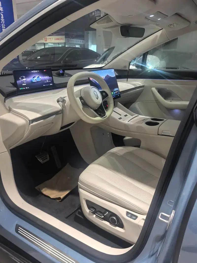 Zhijie R7 2026 Pure Electric Max+ (192-line LiDAR) — миниатюра 17