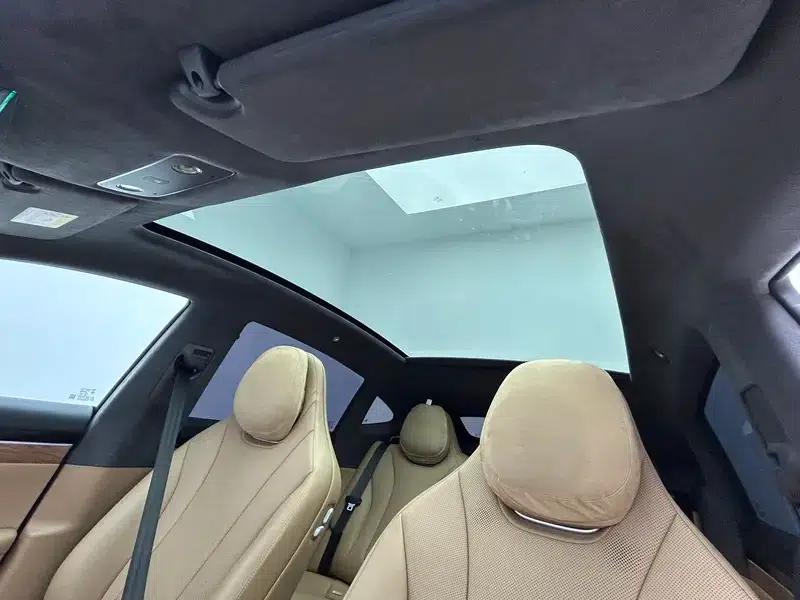 Zhijie R7 2024 Range Extended 37kWh Pro Rear-Wheel Drive Version — миниатюра 19