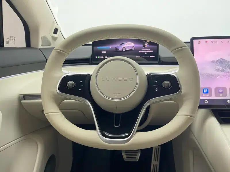 2024 Smart World R7 Pure Electric 100kWh Ultra AWD Version — миниатюра 16