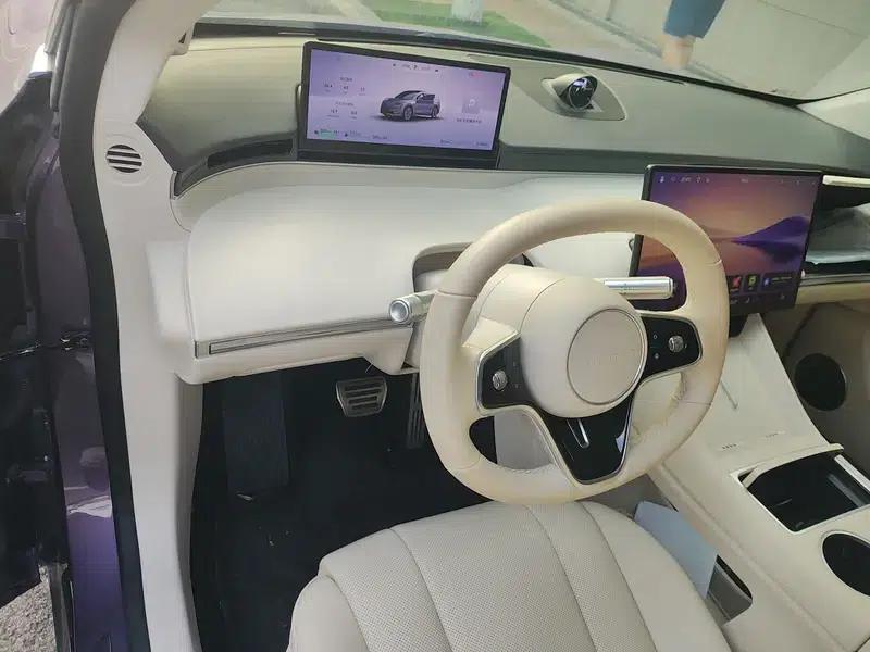 2025 Smart World R7 Extended Range 53.4kWh Ultra 4WD Edition — миниатюра 11