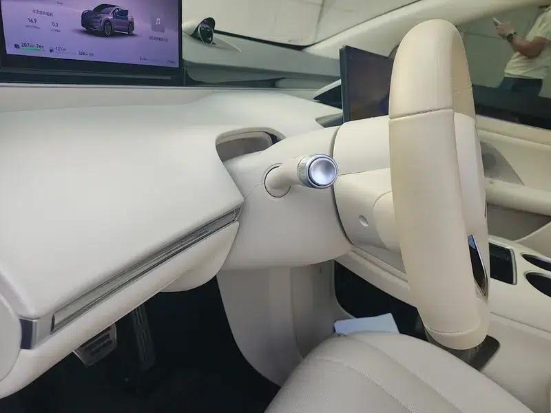 2025 Smart World R7 Extended Range 53.4kWh Ultra 4WD Edition — миниатюра 13