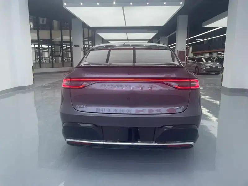 2025 Smart World R7 Extended Range 53.4kWh Ultra 4WD Edition — миниатюра 5