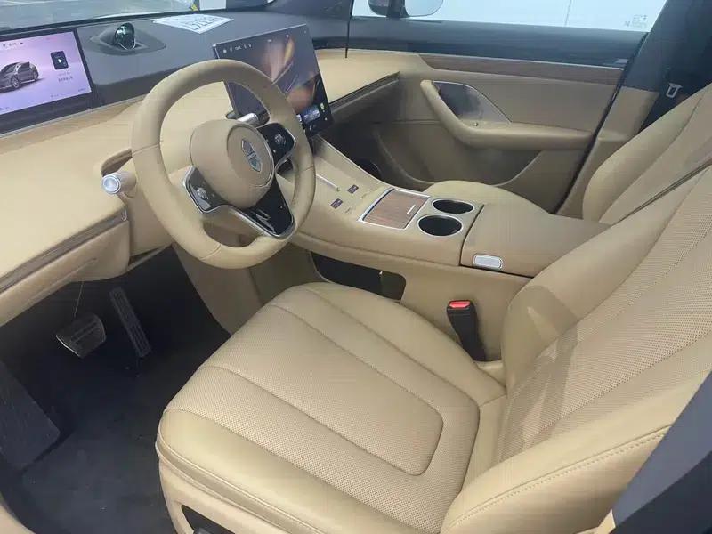 2025 Smart World R7 Extended Range 53.4kWh Ultra 4WD Edition — миниатюра 9
