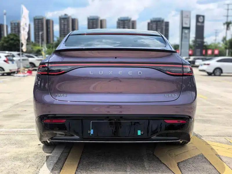 Zhijie R7 2024 Pure Electric 82kWh Max Rear-Wheel Drive Version — миниатюра 6