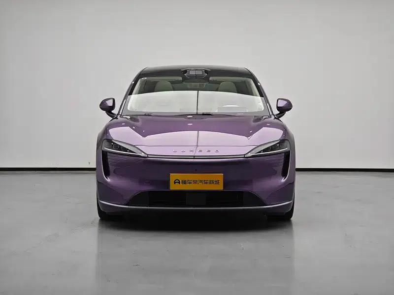 2025 Smart World R7 Extended Range 53.4kWh Ultra 4WD Edition — миниатюра 2