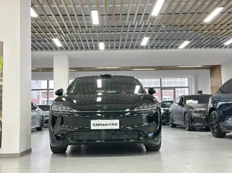 Zhijie R7 2026 Pure Electric Ultra (192-line LiDAR) — миниатюра 2