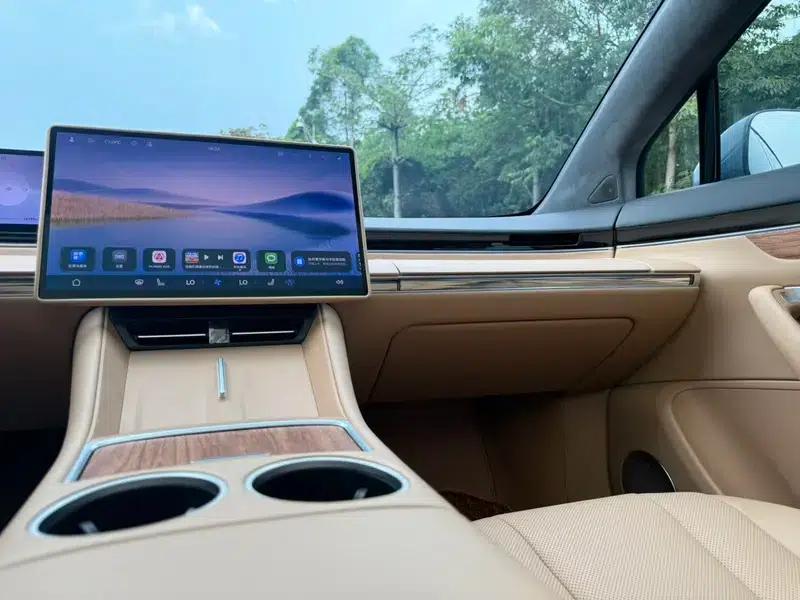 Zhijie R7 2024 Pure Electric 82kWh Max Rear-Wheel Drive Version — миниатюра 12