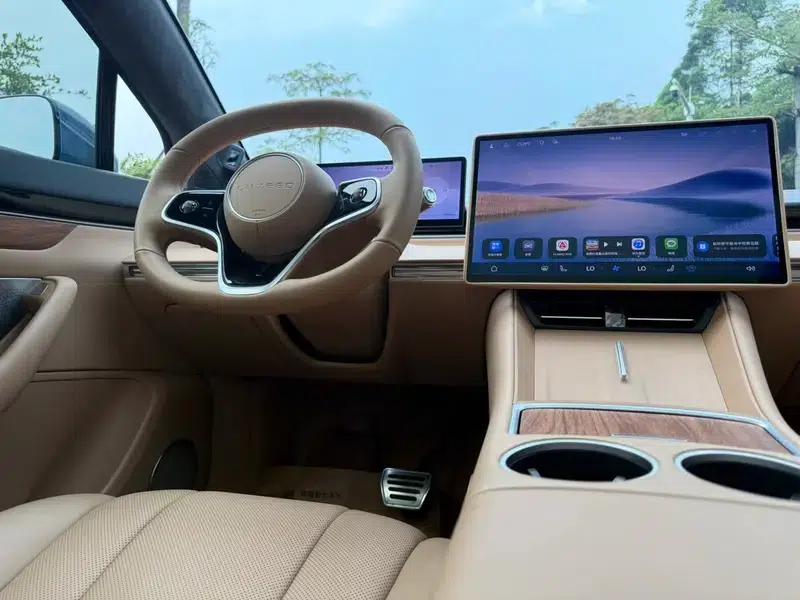 Zhijie R7 2024 Pure Electric 82kWh Max Rear-Wheel Drive Version — миниатюра 16