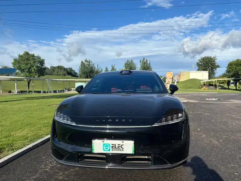 Zhijie R7 2024 Range Extender 37kWh Max Rear-Wheel Drive Version — миниатюра 2