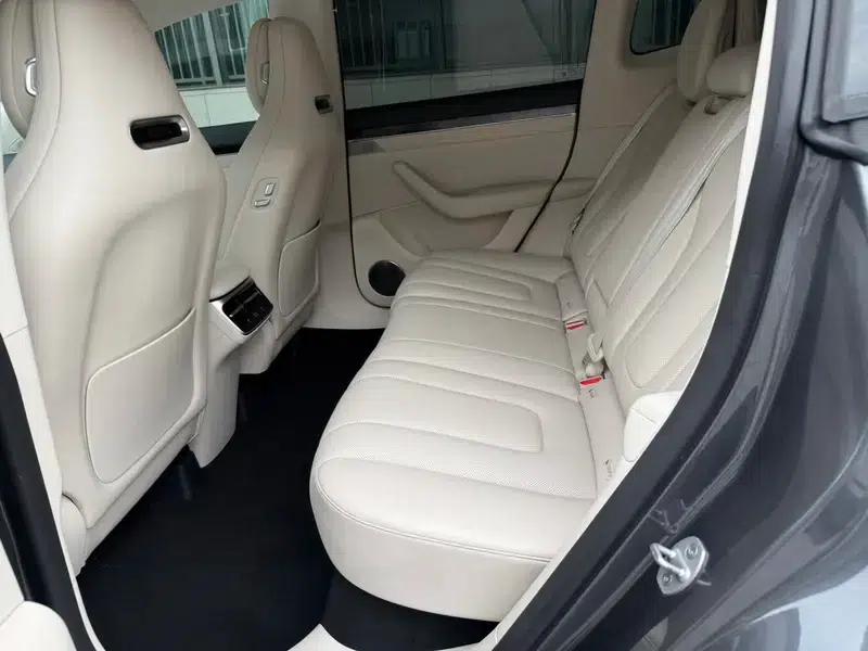 Zhijie R7 2024 Pure Electric 100kWh Max Rear-Wheel Drive Version — миниатюра 11