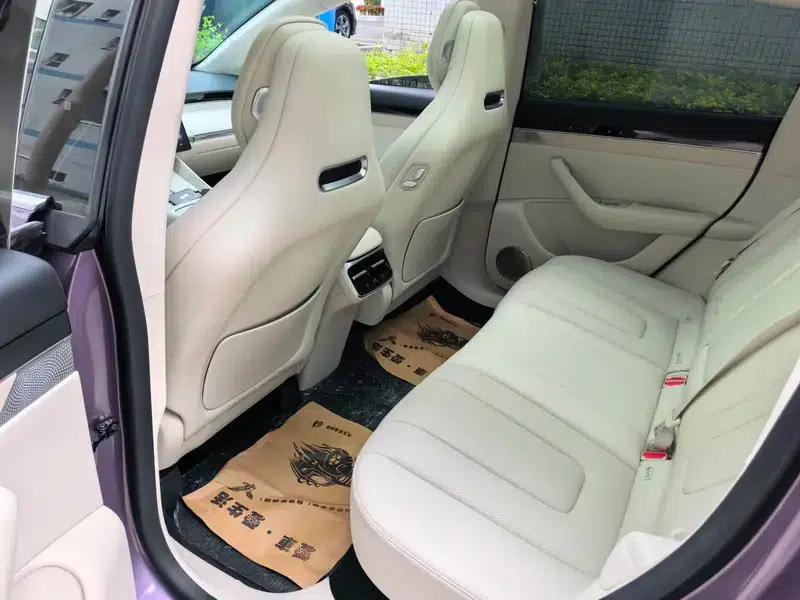 Zhijie R7 2024 Range Extender 37kWh Max Rear-Wheel Drive Version — миниатюра 17