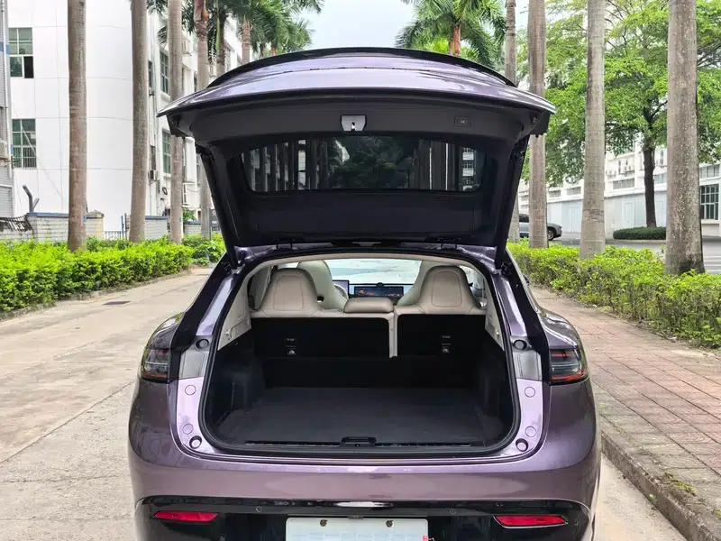 Zhijie R7 2024 Range Extender 37kWh Max Rear-Wheel Drive Version — миниатюра 18