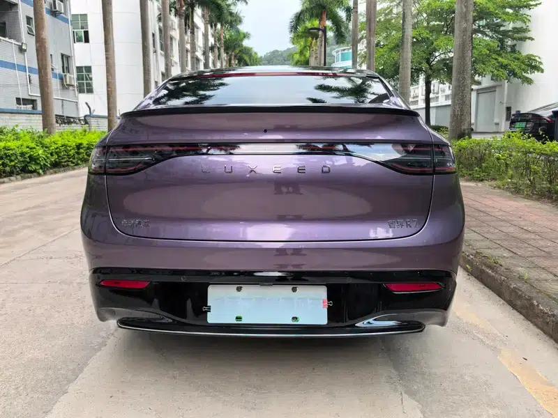 Zhijie R7 2024 Range Extender 37kWh Max Rear-Wheel Drive Version — миниатюра 6