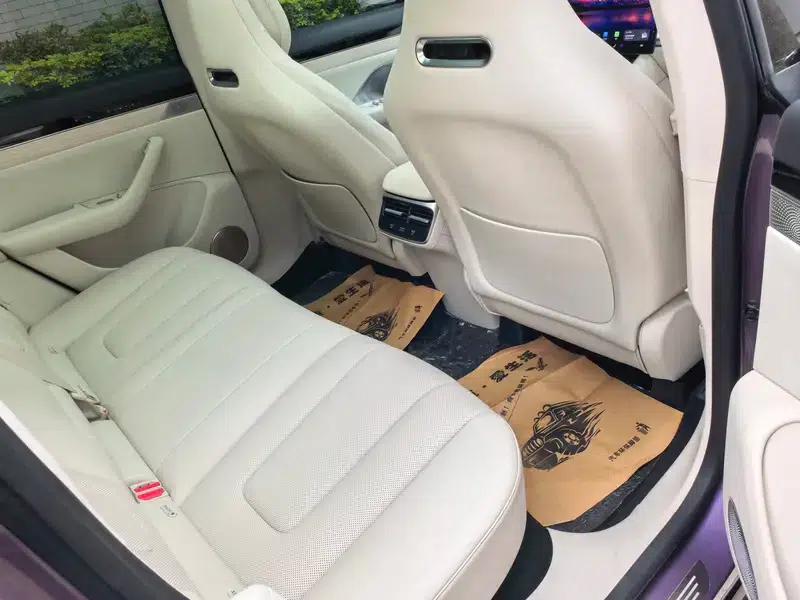 Zhijie R7 2024 Range Extender 37kWh Max Rear-Wheel Drive Version — миниатюра 9