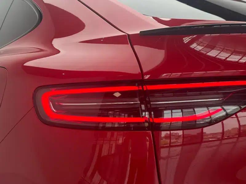 Zhijie R7 2024 Pure Electric 82kWh Max Rear-Wheel Drive Version — миниатюра 13