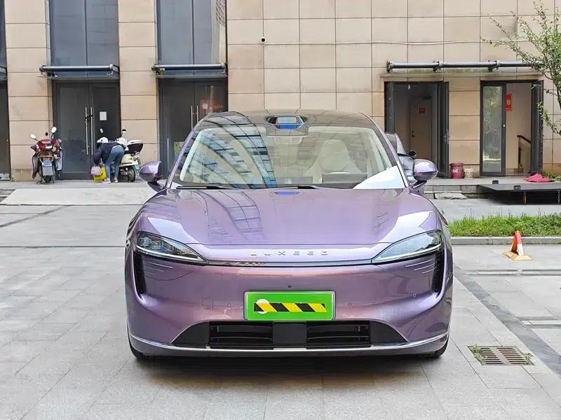 Zhijie R7 2024 Range Extender 37kWh Max Rear-Wheel Drive Version — миниатюра 2
