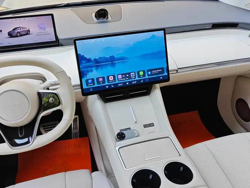 Zhijie R7 2024 Range Extender 37kWh Max Rear-Wheel Drive Version — миниатюра 11