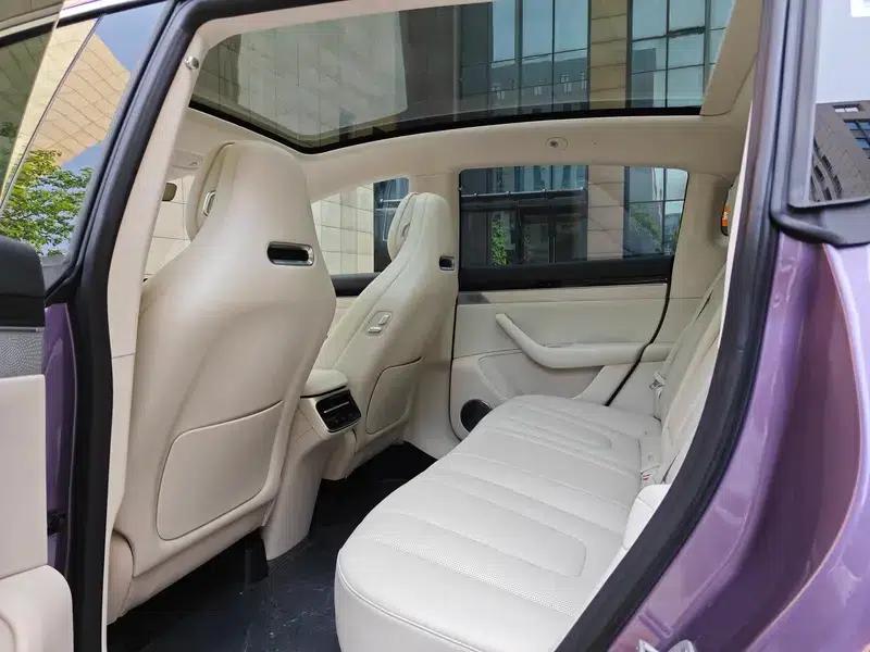 Zhijie R7 2024 Range Extender 37kWh Max Rear-Wheel Drive Version — миниатюра 16