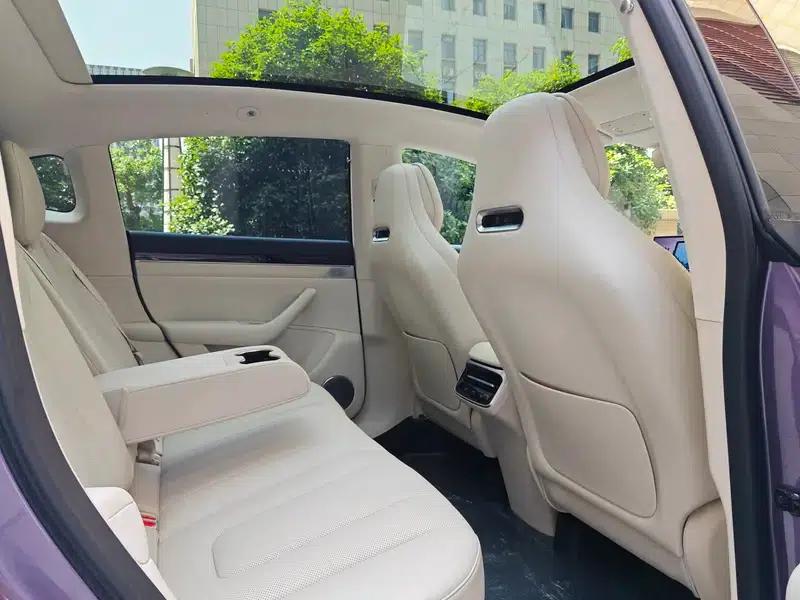 Zhijie R7 2024 Range Extender 37kWh Max Rear-Wheel Drive Version — миниатюра 18