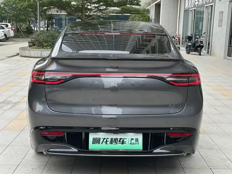 Zhijie R7 2024 Pure Electric 100kWh Max Rear-Wheel Drive Version — миниатюра 6