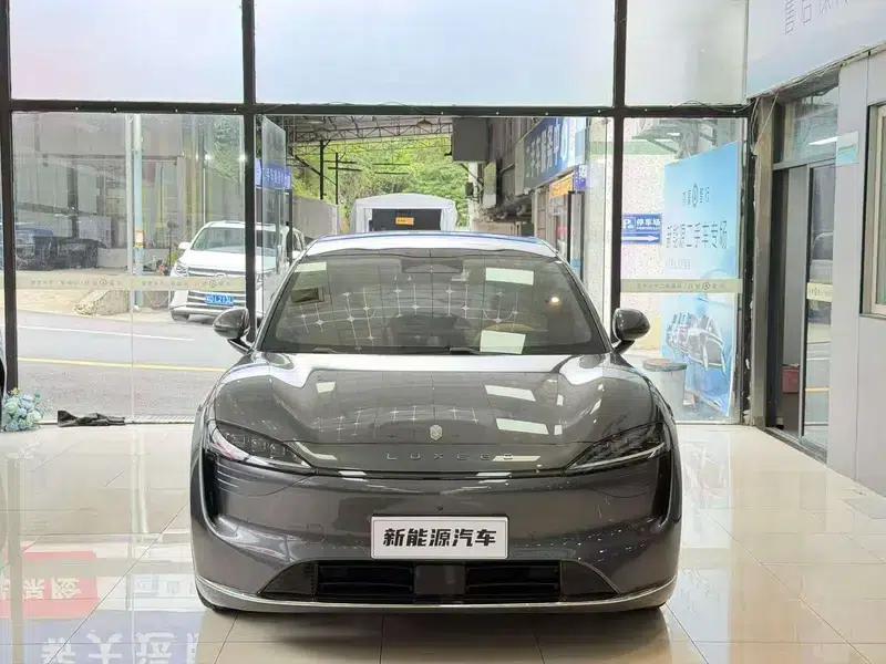 Zhijie R7 2024 Pure Electric 82kWh Pro Rear-Wheel Drive Edition — миниатюра 2