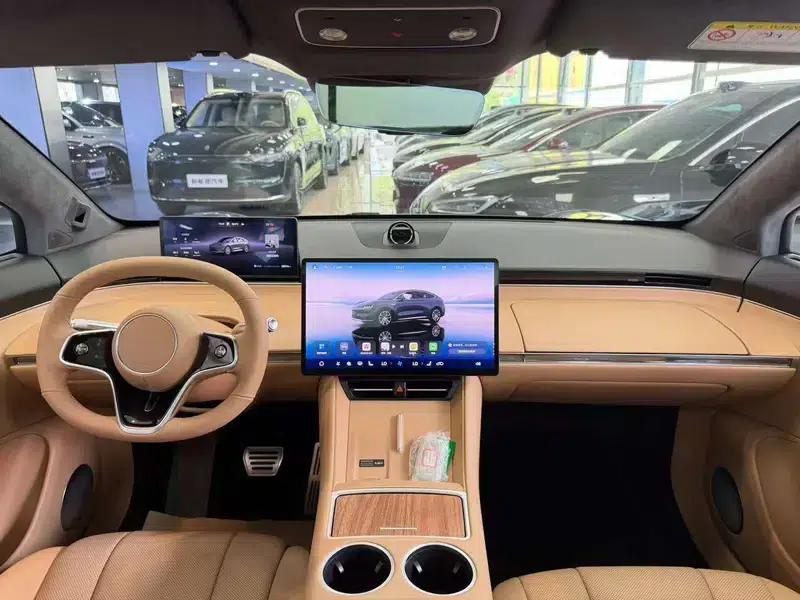 Zhijie R7 2024 Pure Electric 82kWh Pro Rear-Wheel Drive Edition — миниатюра 9