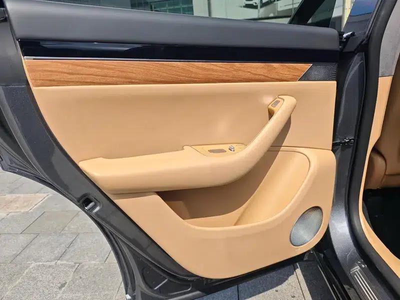 Zhijie R7 2024 Pure Electric 100kWh Max Rear-Wheel Drive Version — миниатюра 15