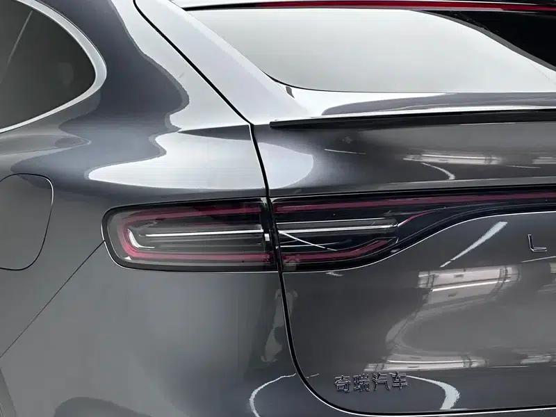2025 Smart World R7 Extended Range 53.4kWh Ultra 4WD Edition — миниатюра 13