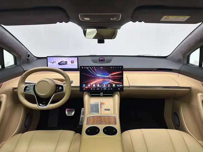 2025 Smart World R7 Extended Range 53.4kWh Ultra 4WD Edition — миниатюра 14