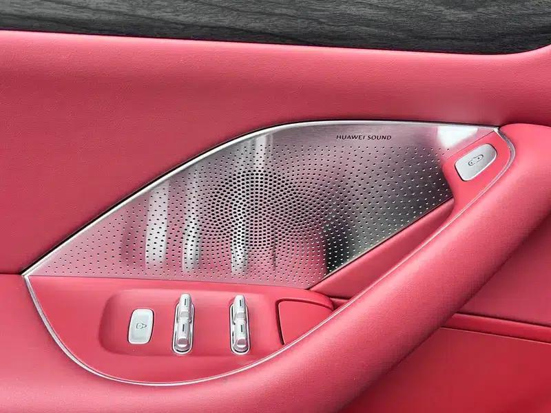 2025 Smart World R7 Extended Range 53.4kWh Ultra 4WD Edition — миниатюра 15