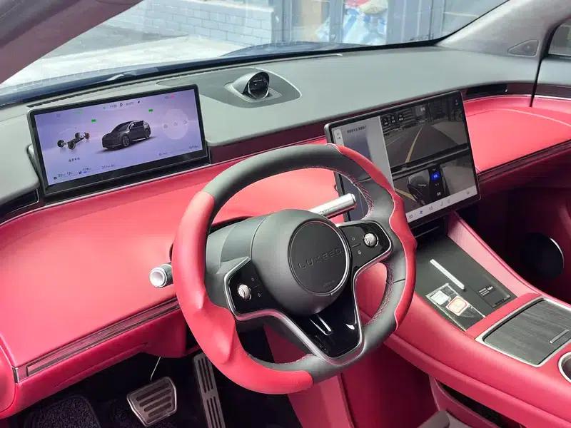 2025 Smart World R7 Extended Range 53.4kWh Ultra 4WD Edition — миниатюра 18