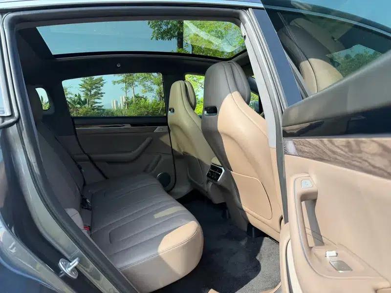 Zhijie R7 2024 Range Extender 37kWh Max Rear-Wheel Drive Version — миниатюра 18