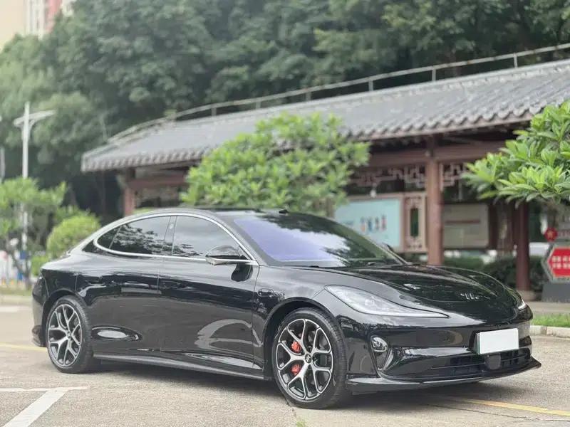 Zhiji L6 2025 Max+ 74kWh — миниатюра 3