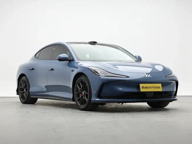 Zhiji L6 2024 Max Standard Edition 75kWh — миниатюра 3