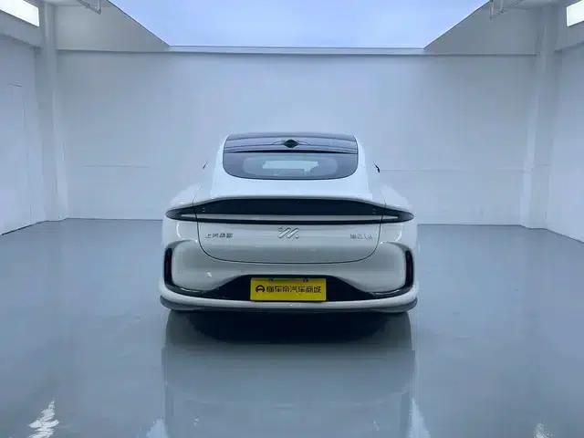Zhiji L6 2024 Max Standard Edition 75kWh — миниатюра 6