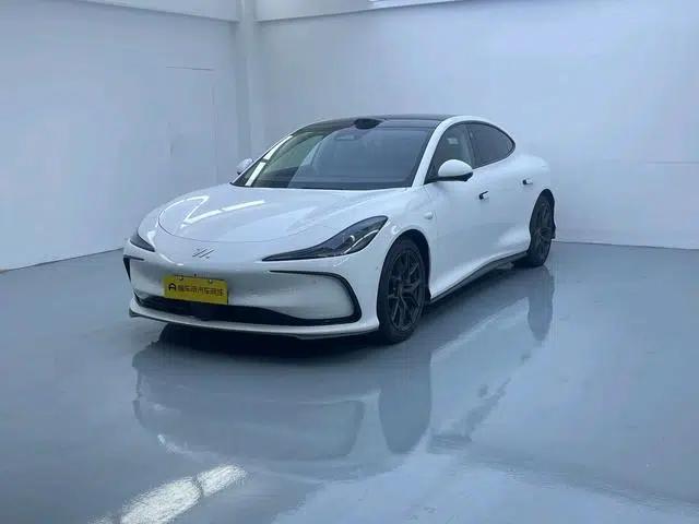 Zhiji L6 2024 Max Standard Edition 75kWh