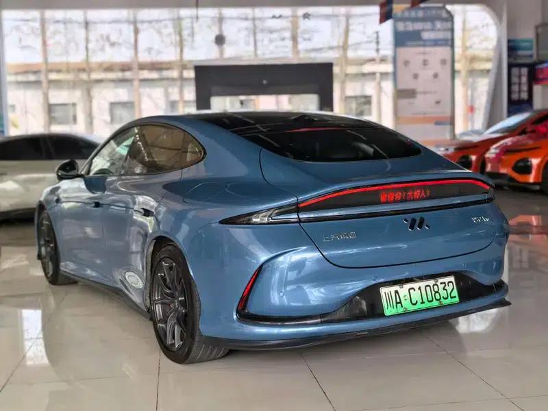 Zhiji L6 2024 Max Standard Edition 75kWh — миниатюра 4