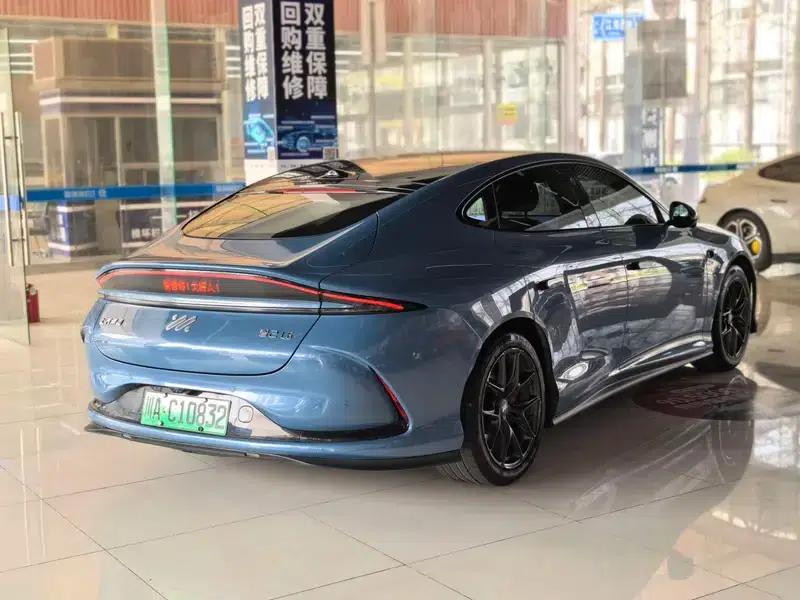 Zhiji L6 2024 Max Standard Edition 75kWh — миниатюра 6