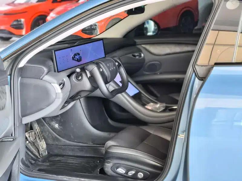 Zhiji L6 2024 Max Standard Edition 75kWh — миниатюра 8