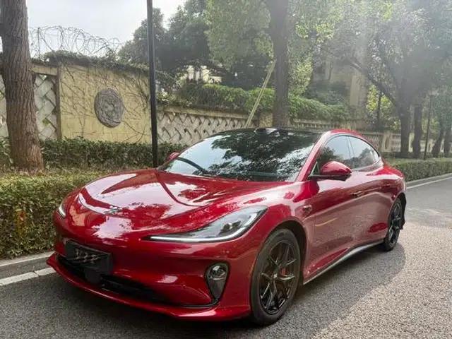 Zhiji L6 2025 Max 74kWh