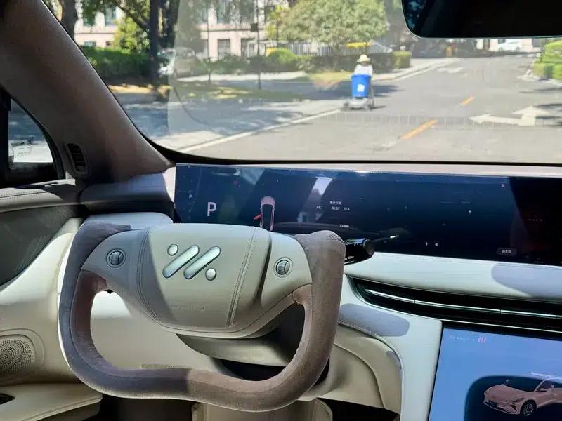 Smart LS7 2023 Pro AWD Edition — миниатюра 12