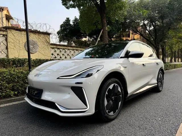 2023 Smart LS7 Elite Rear-Wheel Drive Edition
