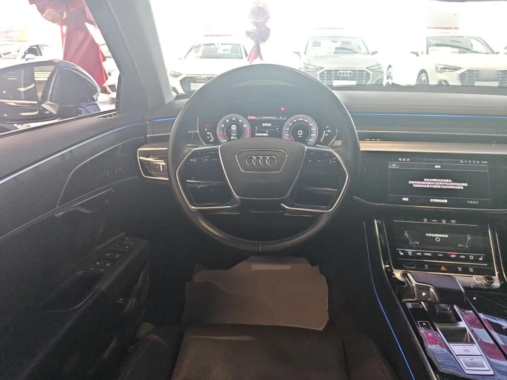 Audi A8 2022 A8L 50 TFSI quattro Comfort Edition Collector's Model — миниатюра 13