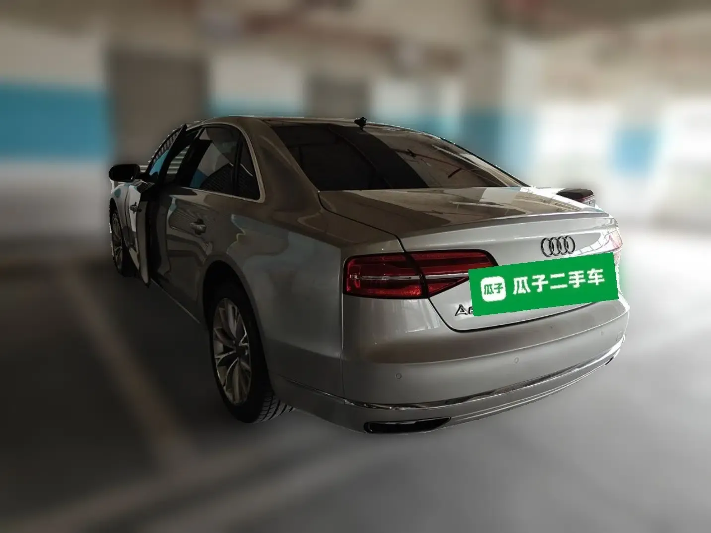 Audi A8 2014 A8L 45 TFSI quattro Luxury Model — миниатюра 4