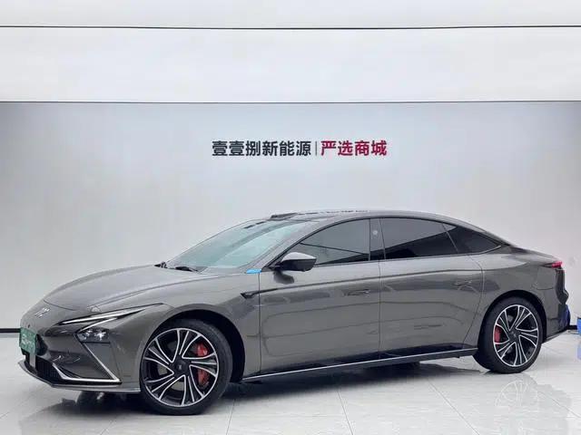 Zhiji L7 2022 Angel Wheel Edition