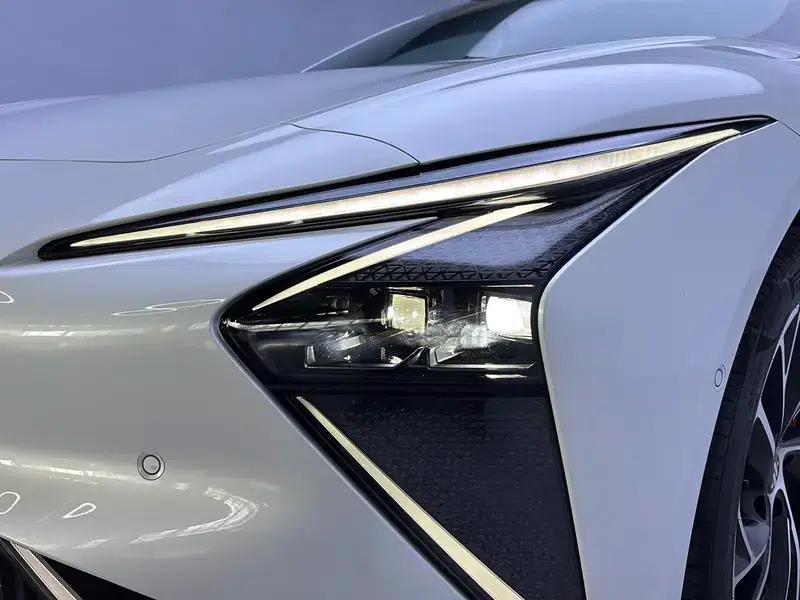 Zhiji L7 2022 Dynamic Edition — миниатюра 12