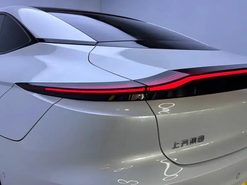 Zhiji L7 2022 Dynamic Edition — миниатюра 13