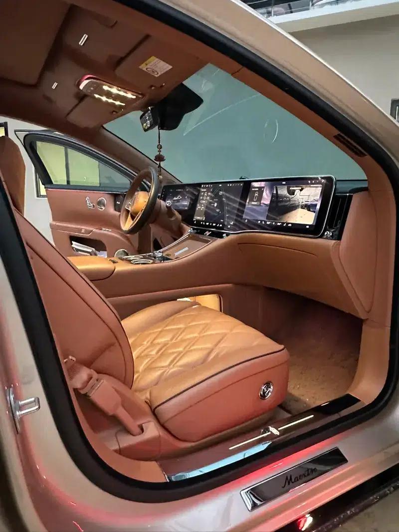 2025 S800 Premium Range Extended Star Executive Edition (4-seater) — миниатюра 13